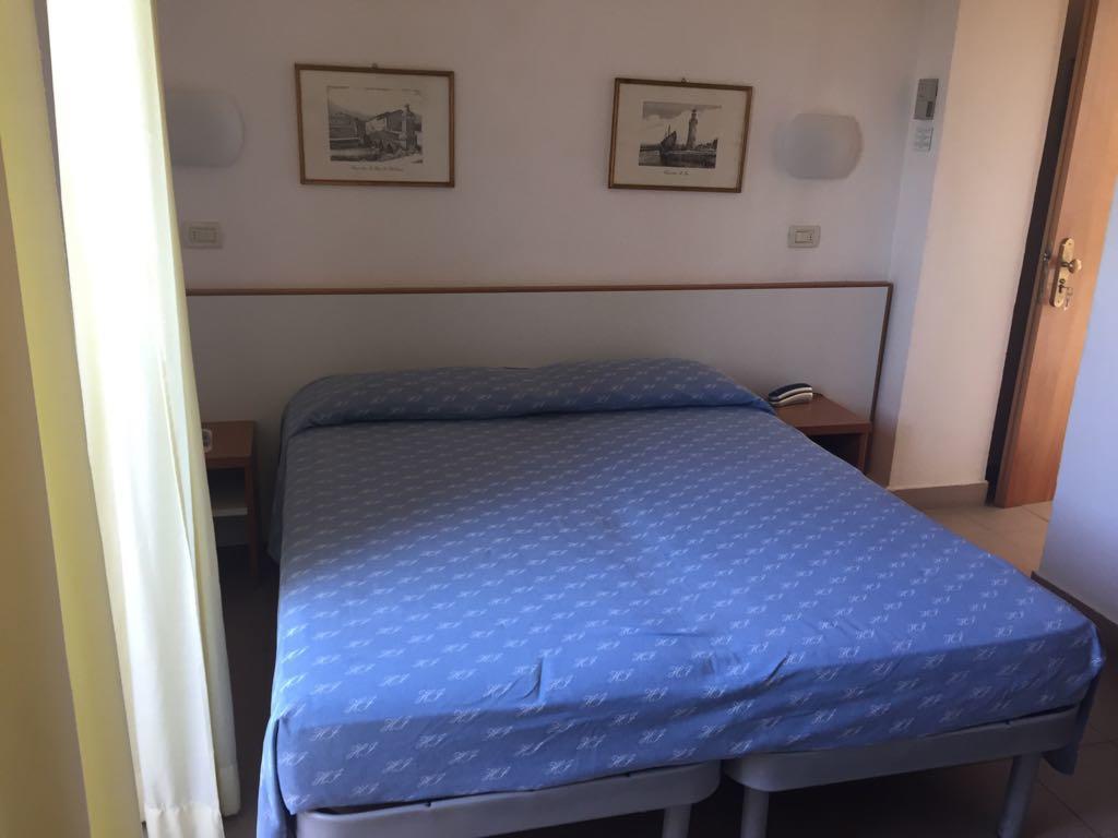 Hotel Man Lido Di Savio Bagian luar foto